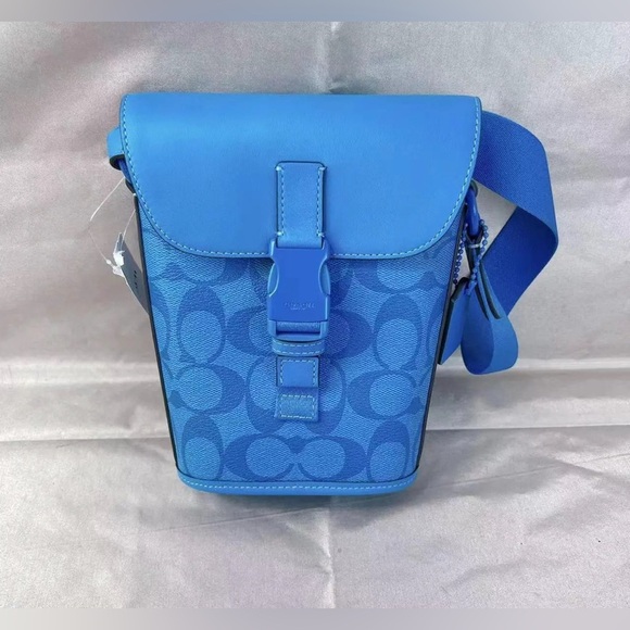 COACH Track Small Flap Crossbody In Signature Canvas! - Picture 3 of 11